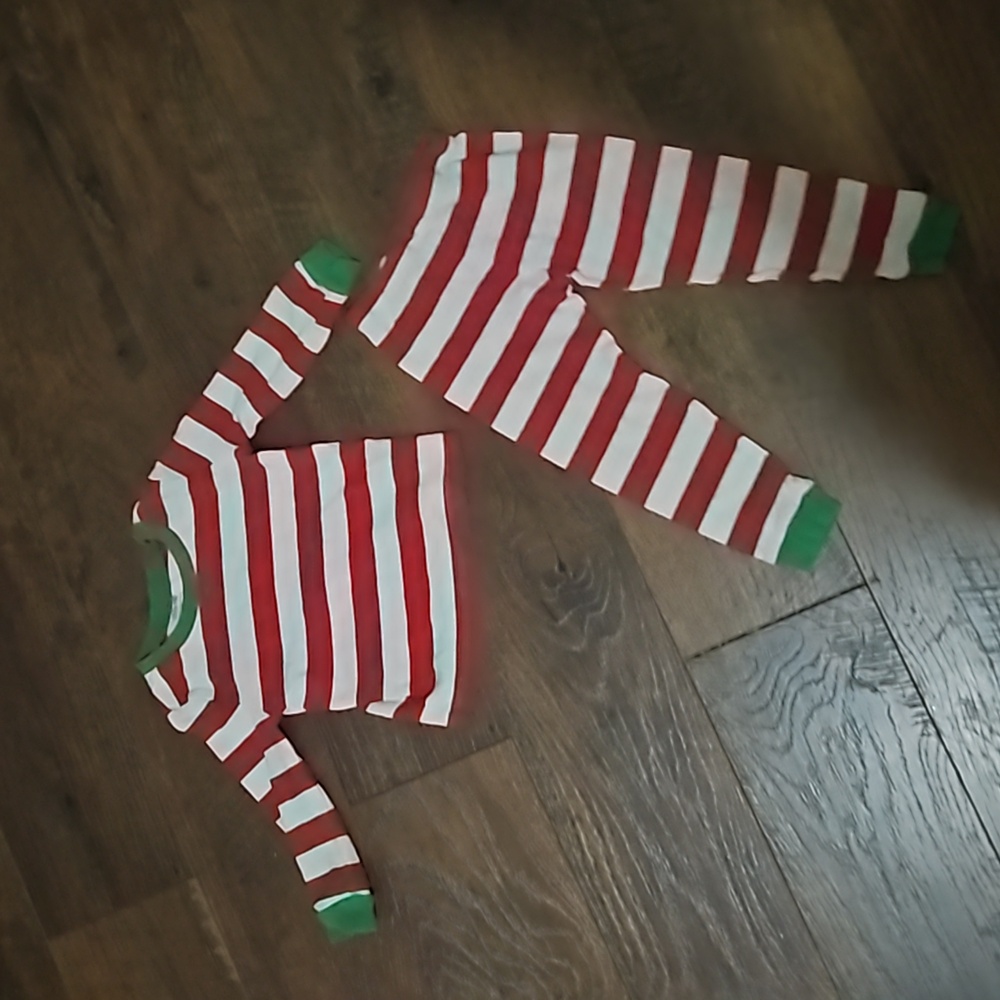 2pc red and white baby pajamas